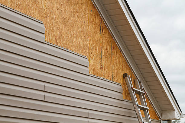24/7 Emergency Vinyl Siding experts in New Bloomington, OH